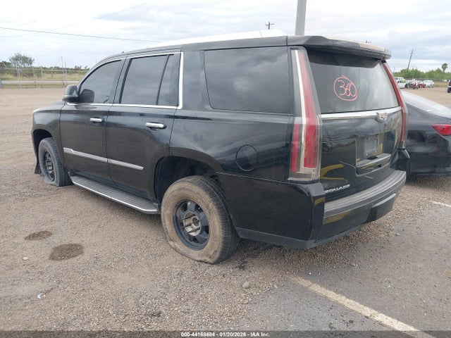 2015 CADILLAC ESCALADE 1GYS3MKJ2FR606377 Photo 2