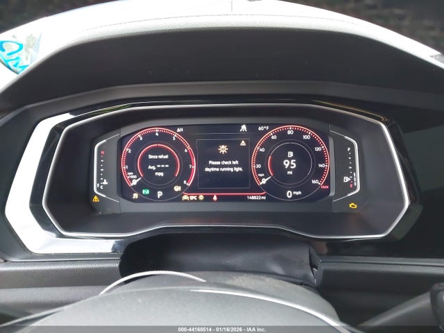 3VWG57BU3KM008230 Volkswagen Jetta 1.4t Sel Premium