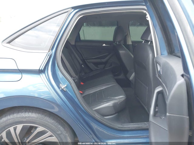 3VWG57BU3KM008230 Volkswagen Jetta 1.4t Sel Premium