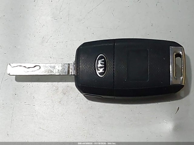 5XXGT4L31JG182794 KIA Optima Lx
