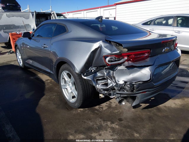 2021 CHEVROLET CAMARO 1G1FB1RS8M0100165 Photo 2