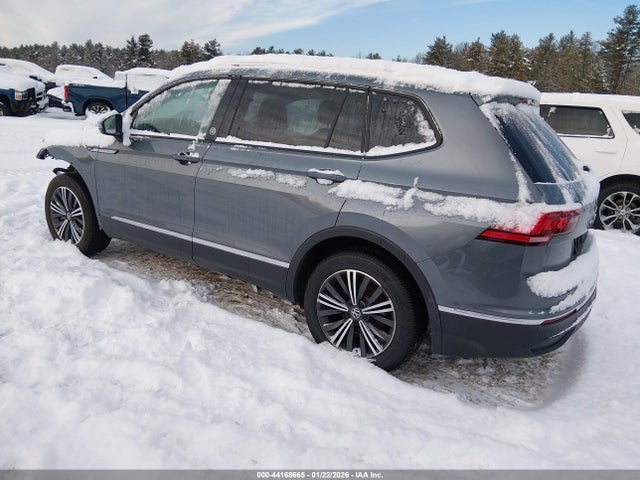 44168665 :رقم المزاد ، 3VVAB7AX6RM222847 vin ، 2024 Volkswagen Tiguan 2.0t Wolfsburg Edition مزاد بيع