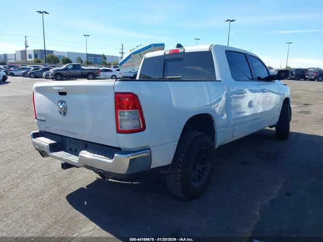 1C6RREFT3MN501766 RAM 1500 Big Horn 4x2 5&#039;7 Box