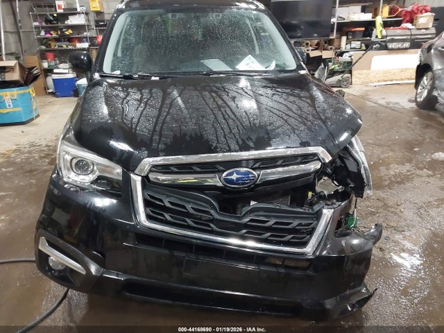 44168690 :رقم المزاد ، JF2SJAWC2HH809995 vin ، 2017 Subaru Forester 2.5i Touring مزاد بيع
