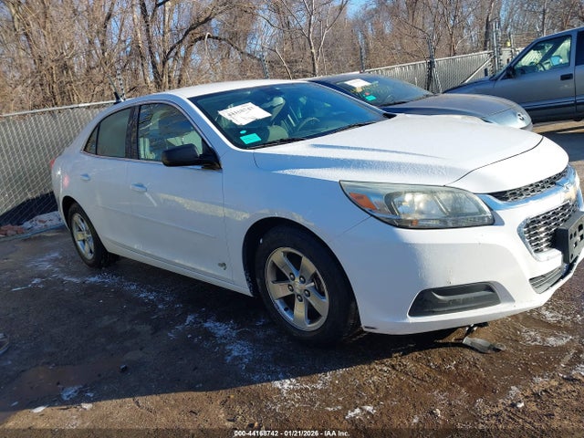 44168742 :رقم المزاد ، 1G11B5SL5FF255759 vin ، 2015 Chevrolet Malibu Ls مزاد بيع