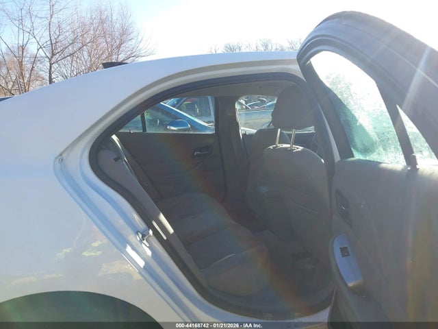 Продаж на аукціоні авто 2015 Chevrolet Malibu Ls, vin: 1G11B5SL5FF255759, номер лоту: 44168742