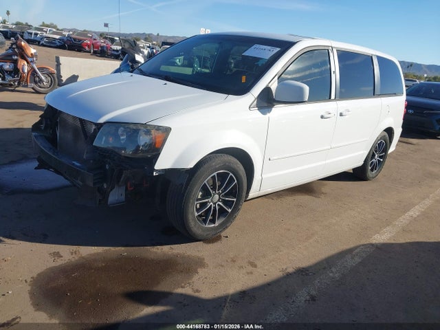 2C4RDGBG0FR642585 Dodge Grand Caravan Se Plus