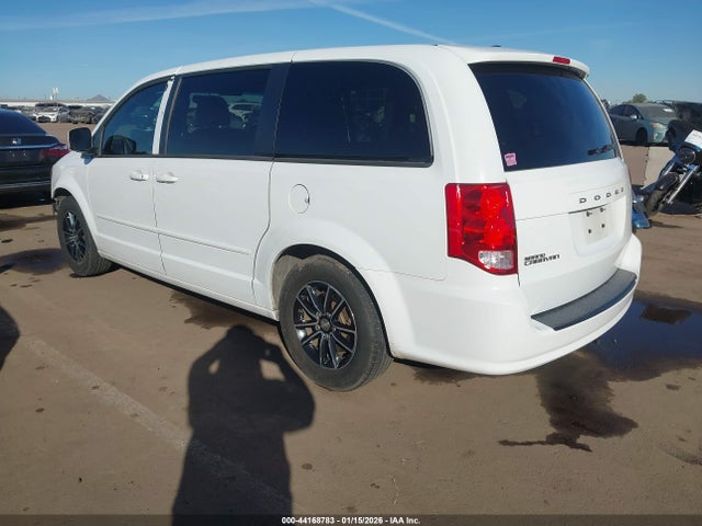2C4RDGBG0FR642585 Dodge Grand Caravan Se Plus