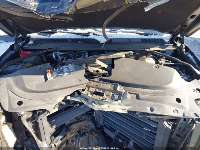 44168798 :رقم المزاد ، 1GYS4BKJ8HR378471 vin ، 2017 Cadillac Escalade Luxury مزاد بيع