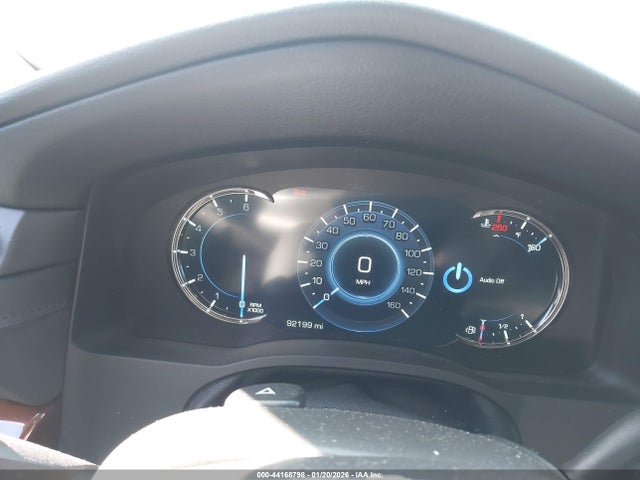 44168798 :رقم المزاد ، 1GYS4BKJ8HR378471 vin ، 2017 Cadillac Escalade Luxury مزاد بيع