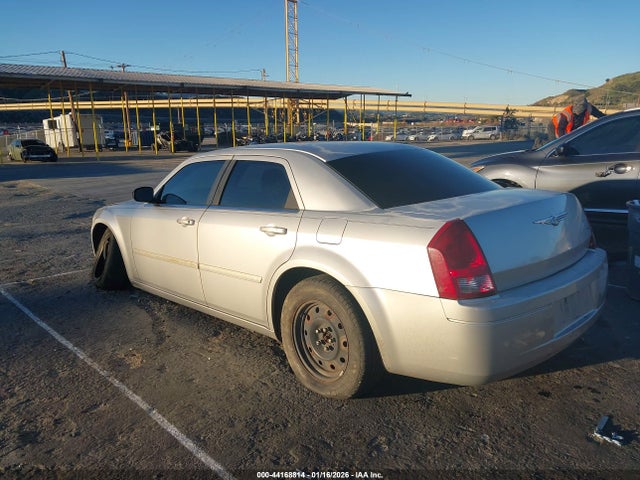 2005 CHRYSLER 300 2C3JA43R55H559523 Photo 2
