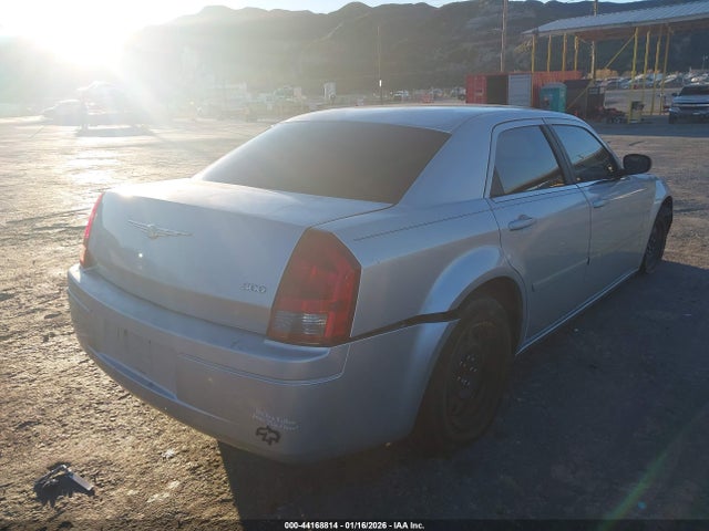 2005 CHRYSLER 300 2C3JA43R55H559523 Photo 3
