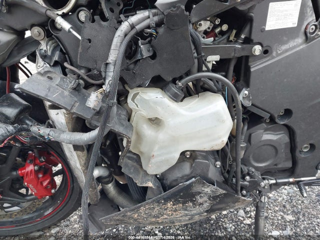 JKBZXNE19EA014973 Kawasaki Zx1400 E