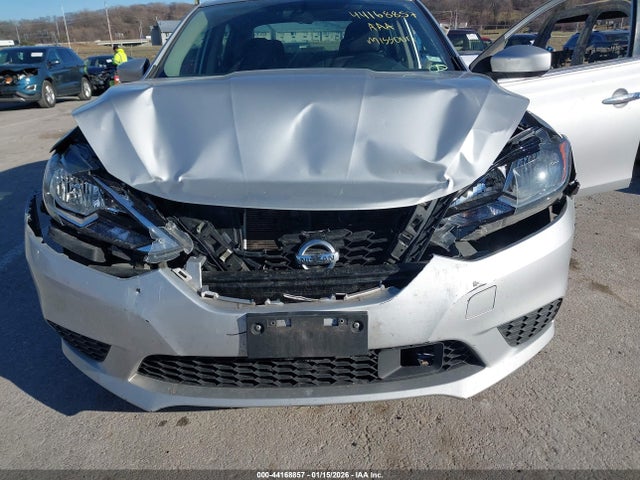 2019 Nissan Sentra Sv მანქანა იყიდება აუქციონზე, vin: 3N1AB7AP6KY423678, აუქციონის ნომერი: 44168857