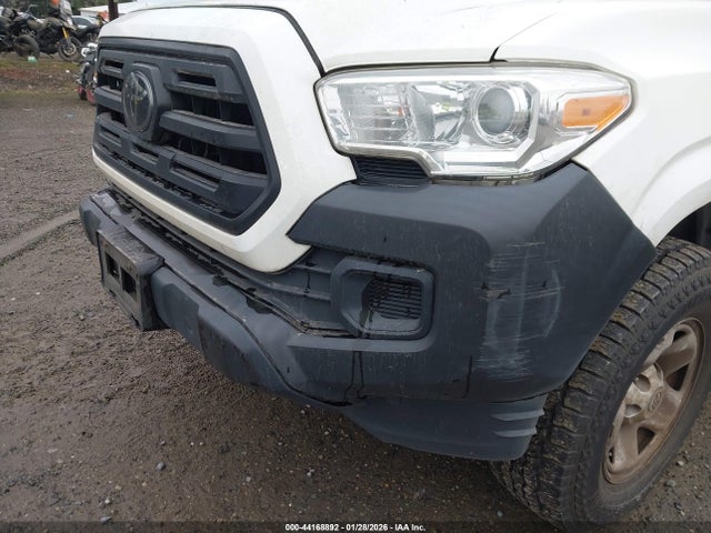 5TFRX5GN0JX108953 Toyota Tacoma Sr