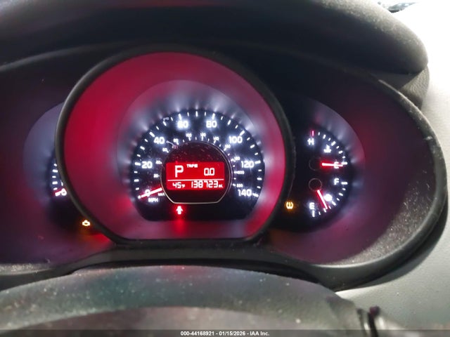 KNDJN2A25F7804618 KIA Soul