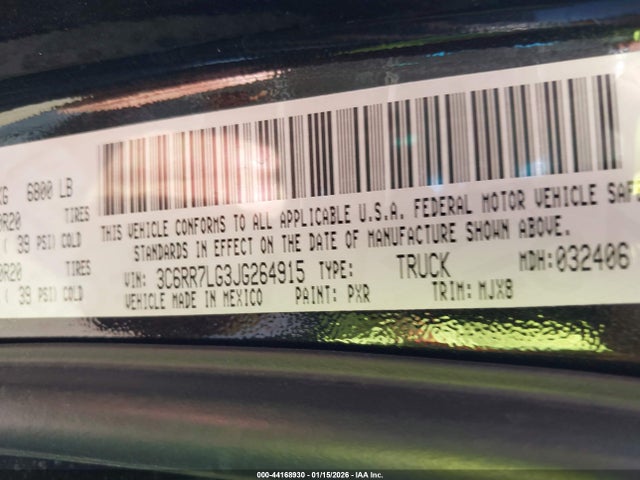 2018 RAM 1500 3C6RR7LG3JG264915 Photo 8