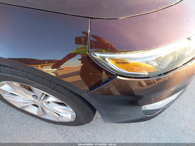 1G1ZD5ST4LF028376 Chevrolet Malibu Fwd Lt