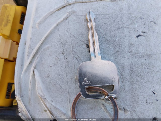 2001 TOYOTA CAMRY 4T1BG22K71U091384 Photo 10