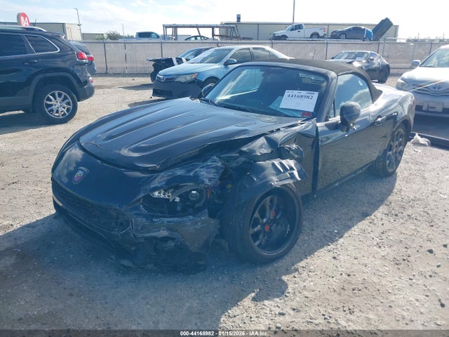 2017 FIAT 124 SPIDER JC1NFAEK9H0125480 Photo 1