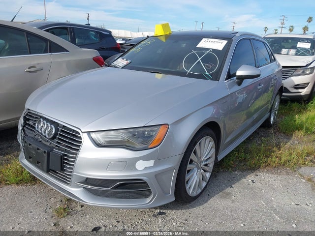 2016 AUDI A3 E-TRON WAUTPBFF9GA163215 Photo 1