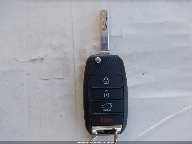 KNDCB3LC2H5100520 KIA NIRO FE