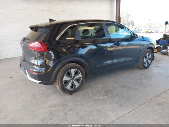 KNDCB3LC2H5100520 KIA NIRO FE