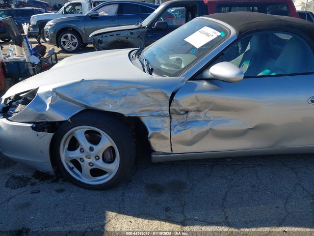 1999 PORSCHE BOXSTER WP0CA2985XU620618 Photo 5