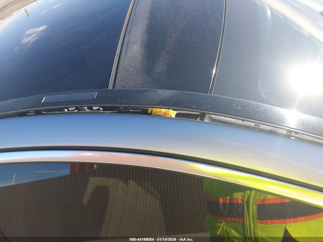 55SWF4JB8FU095769 Mercedes-Benz C 300 Sport