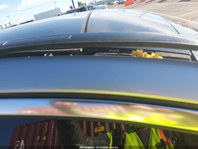 55SWF4JB8FU095769 Mercedes-Benz C 300 Sport