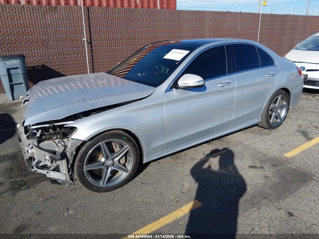 55SWF4JB8FU095769 Mercedes-Benz C 300 Sport