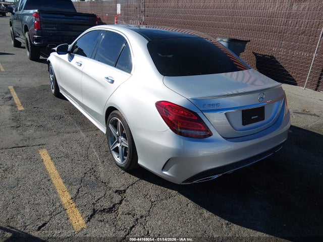 55SWF4JB8FU095769 Mercedes-Benz C 300 Sport