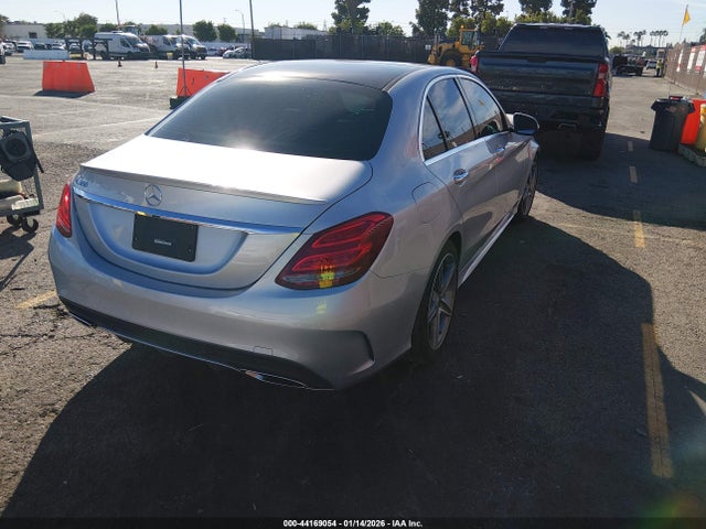 55SWF4JB8FU095769 Mercedes-Benz C 300 Sport