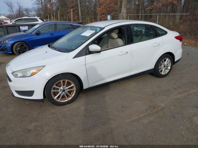 2015 FORD FOCUS 1FADP3F27FL273666 Photo 1