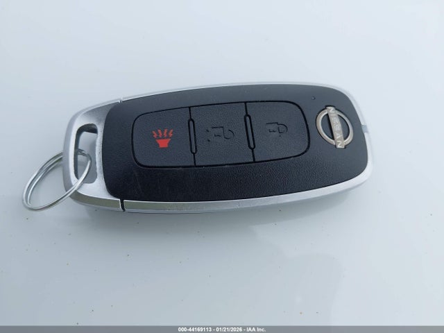 3N8AP6DA8SL378177 Nissan Kicks Sr Fwd