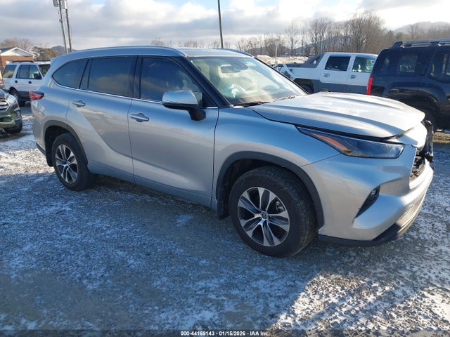 2022 TOYOTA HIGHLANDER 5TDGZRBH4NS593118