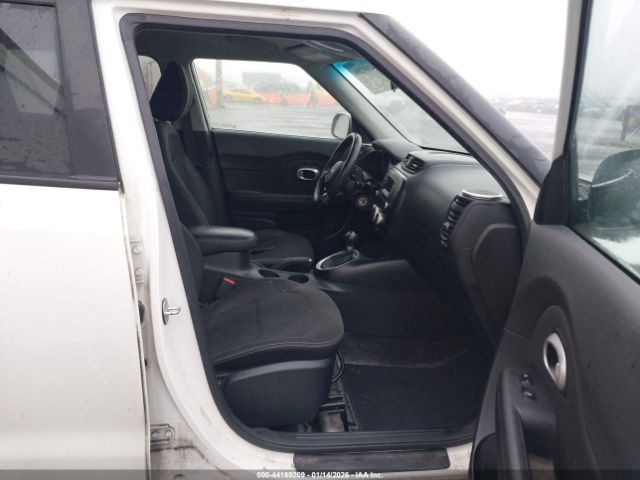 2016 KIA SOUL KNDJN2A22G7389775 Photo 4