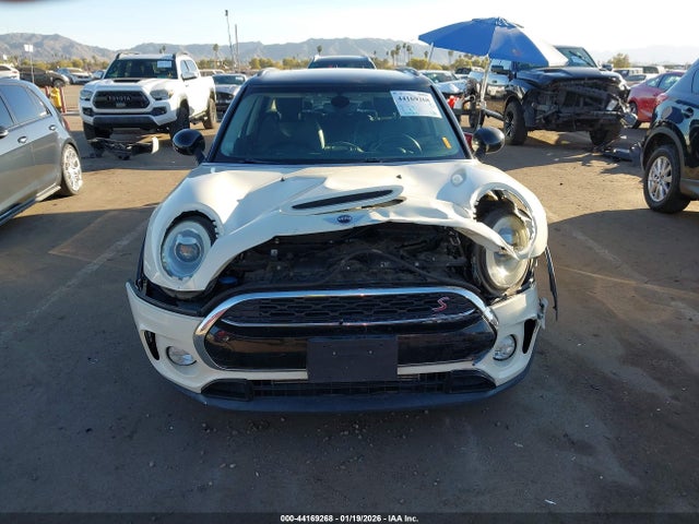 WMWLN9C38H2E49581 Mini Clubman Cooper S