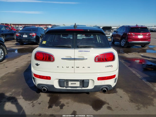WMWLN9C38H2E49581 Mini Clubman Cooper S