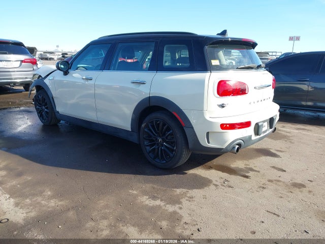 2017 MINI CLUBMAN WMWLN9C38H2E49581 Photo 2