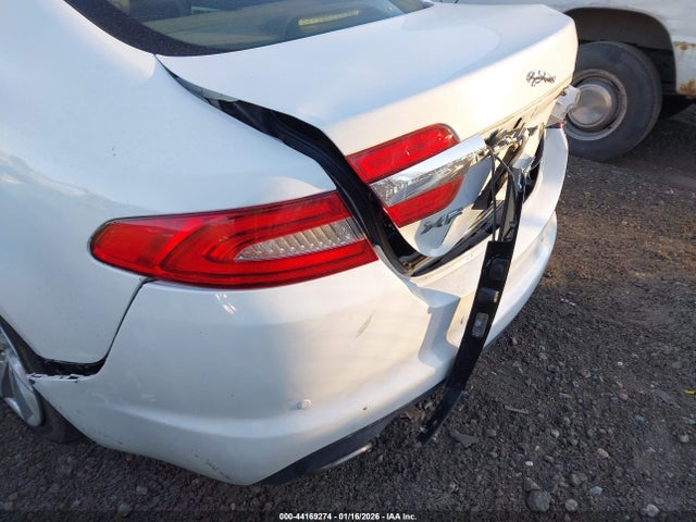 2013 JAGUAR XF SAJWA0ES3DPS78519 Photo 5