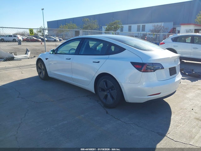 2021 TESLA MODEL 3 5YJ3E1EA0MF053679 Photo 2