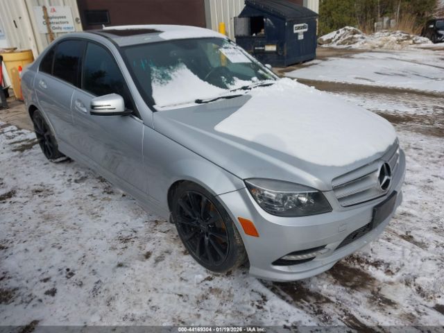 2011 MERCEDES-BENZ C 300 WDDGF8BB5BR183880