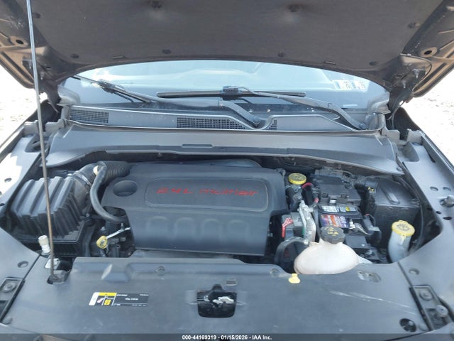 3C4NJDBB1JT457168 Jeep Compass Latitude 4x4