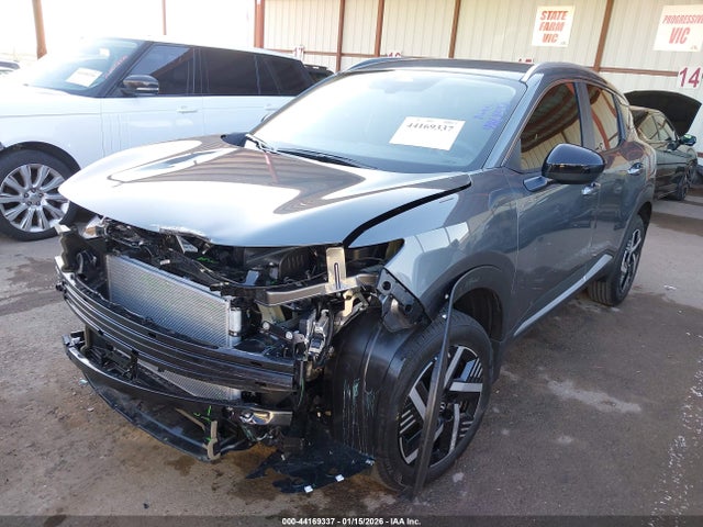3N8AP6CE9TL317846 Nissan KICKS SV