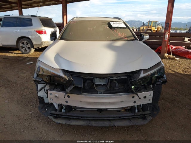 JTHP6JBH9R2189009 Lexus Ux 250h Premium