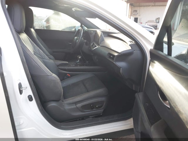 2024 LEXUS UX 250H JTHP6JBH9R2189009 Photo 4