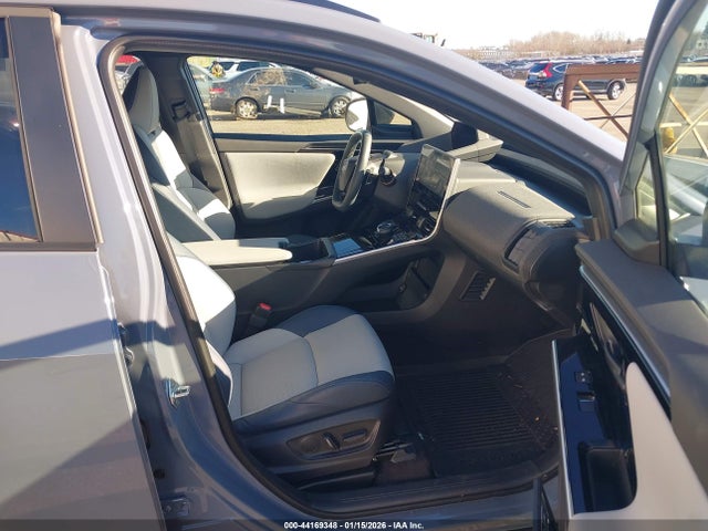 Subaru Solterra Limited 2025 JTMABABA9SA096542 Image 5