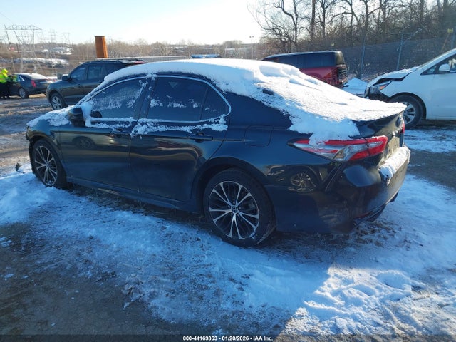 4T1B11HK1KU261369 Toyota CAMRY SE