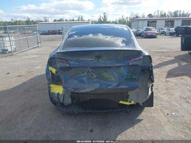 2023 TESLA MODEL Y 7SAYGDEFXPF760504 Photo 5